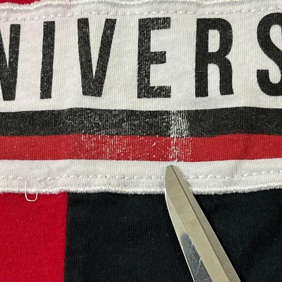 True Religion Shirt Mens Size Large L Black Red Short Sleeve T Tee Pullover Flaw - Picture 2 of 11